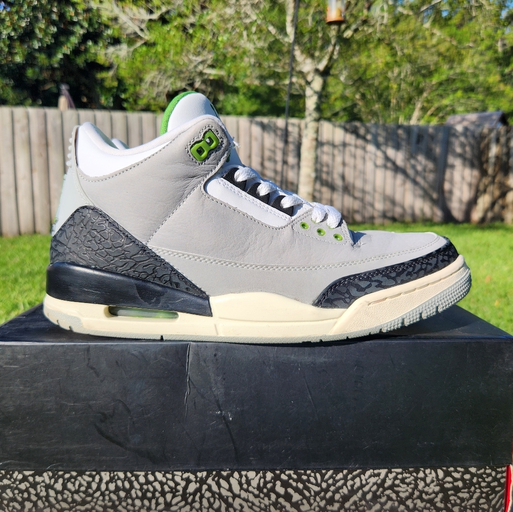 Nike Air Jordan 3 Retro “Chlorophyll” 2018 136064-006 Size 9 Men’s - Picture 2 of 14